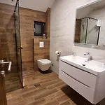 In Апартаменты Яхорина
